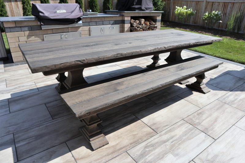 Outdoor table with our Franklin pedestal