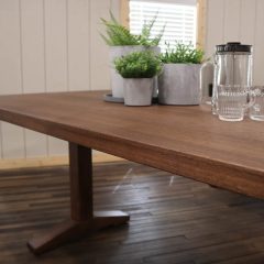 Rustic Elements - Wedgepost Pedestal Table